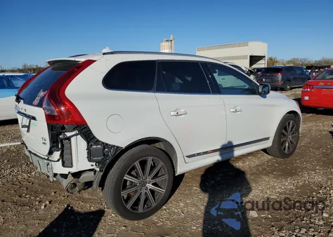 2015 Volvo Xc60 T6 Platinum z USA, uszkodzony, nr VIN YV4902RD1F2582807